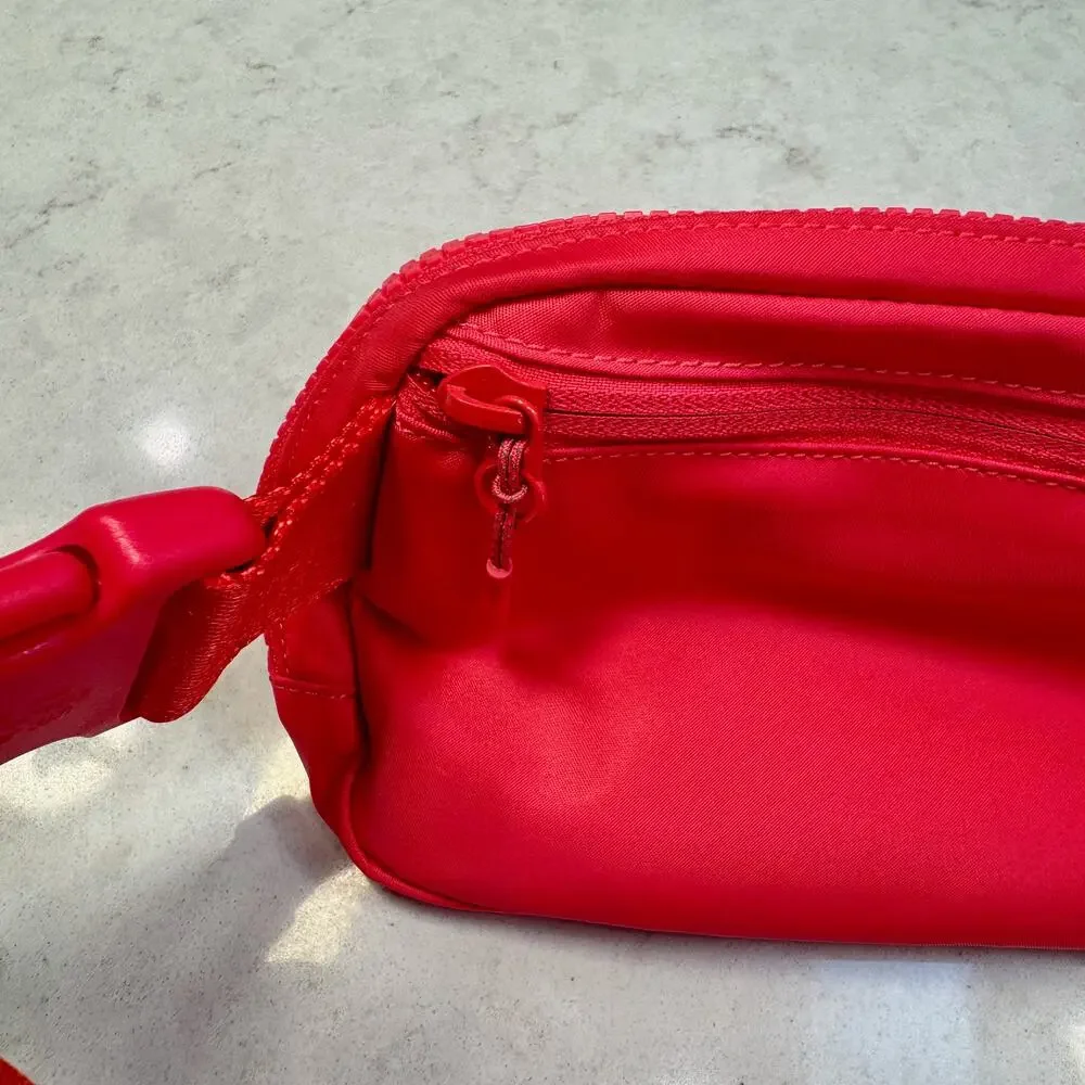 lululemon Everywhere Belt Bag 1L Lip Gloss Red Pink Nylon Fanny Pack Crossbody - Picture 4 of 14